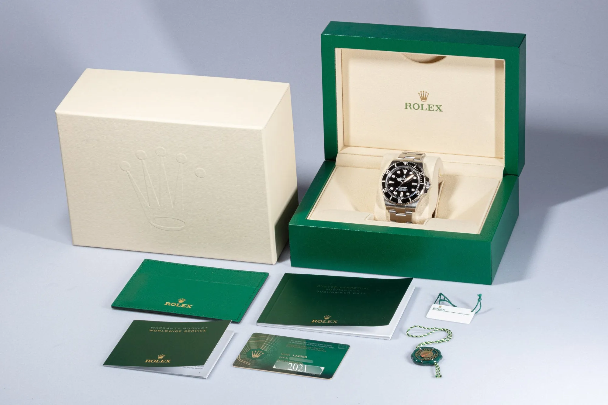 2021 Rolex No Date Ceramic Submariner 124060 41mm with Box & Card