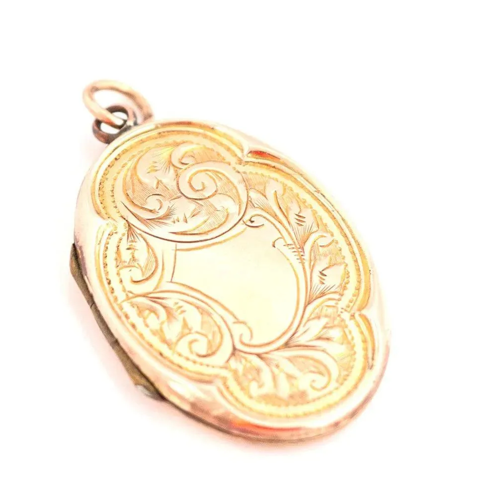 Antique Victorian 9ct Yellow Gold Oval Locket Necklace