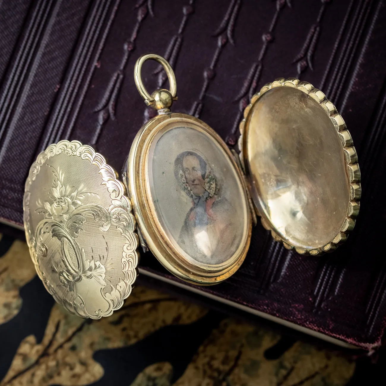 Antique Victorian Double Sided Mourning Locket With Hand Painted Portrait