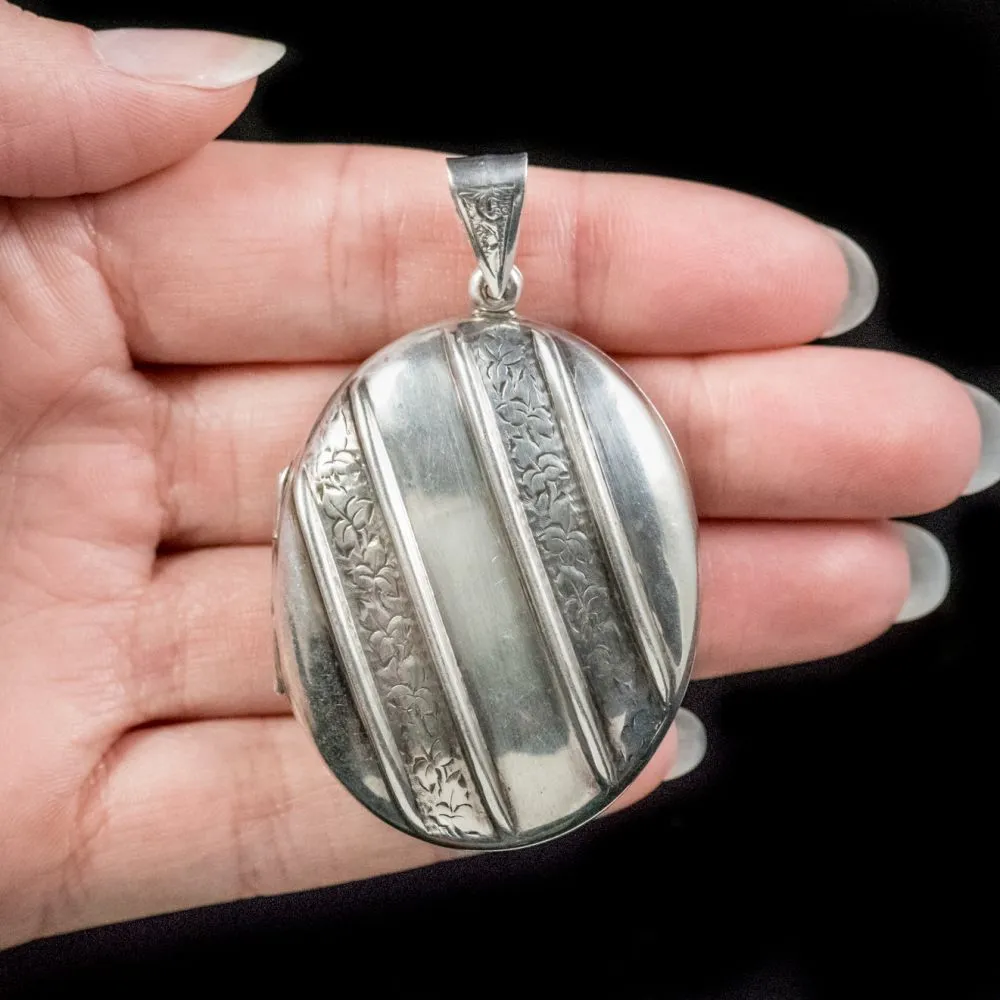 Antique Victorian Sterling Silver Ivy Locket Circa 1880