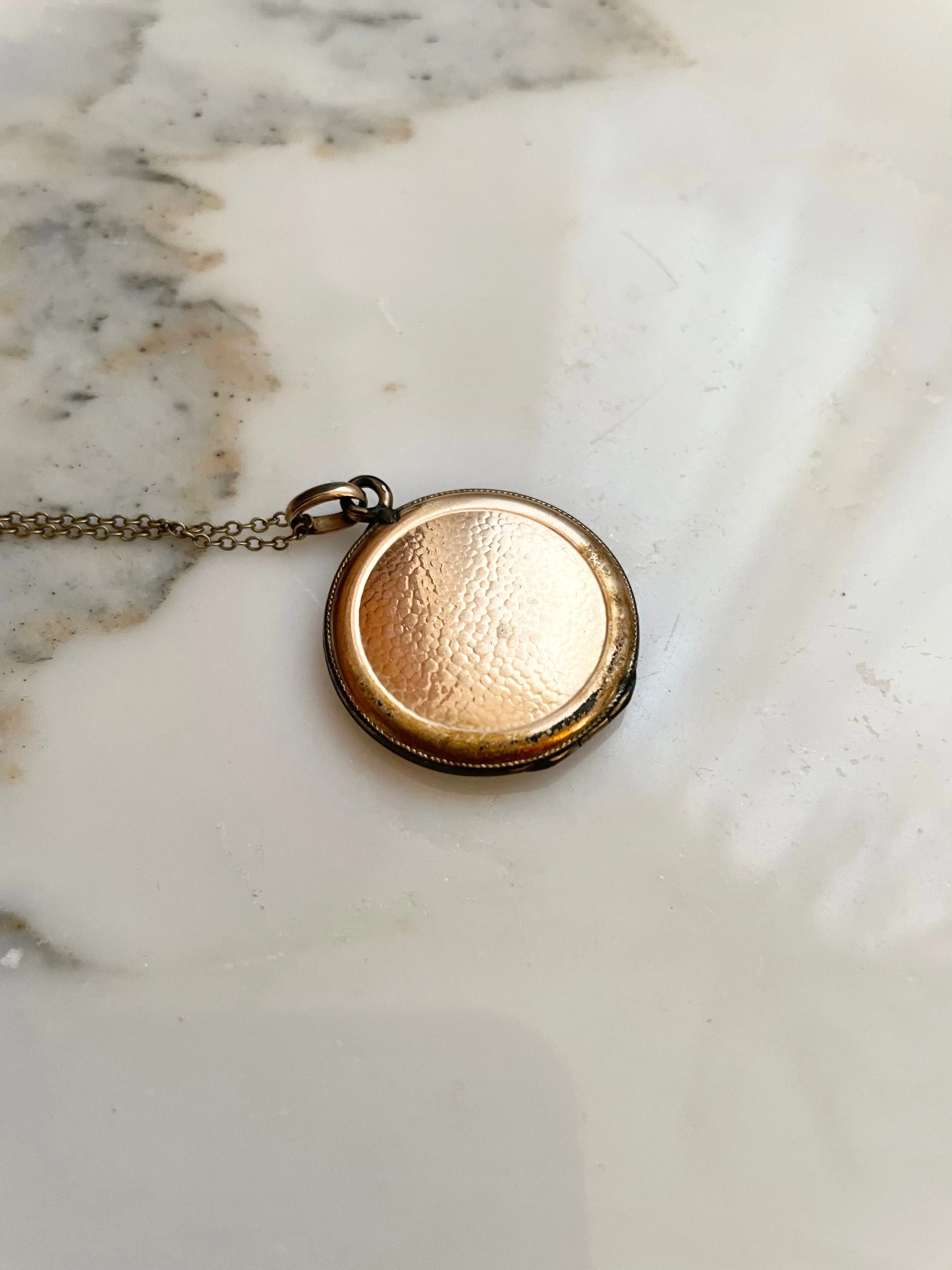 Deco Drops Locket