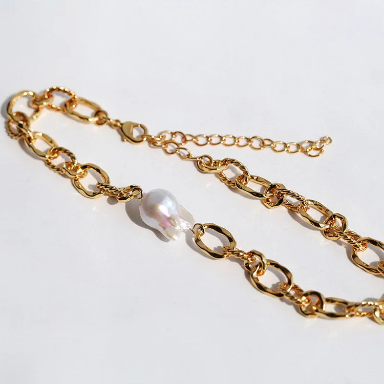 Figaro Chain Baroque Pearl Necklace