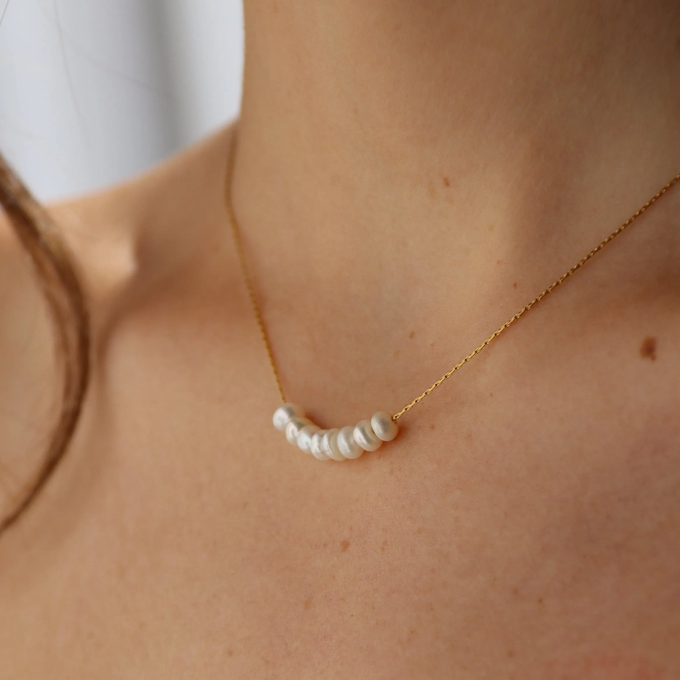 Izzy | Freshwater Pearl Gold Necklace