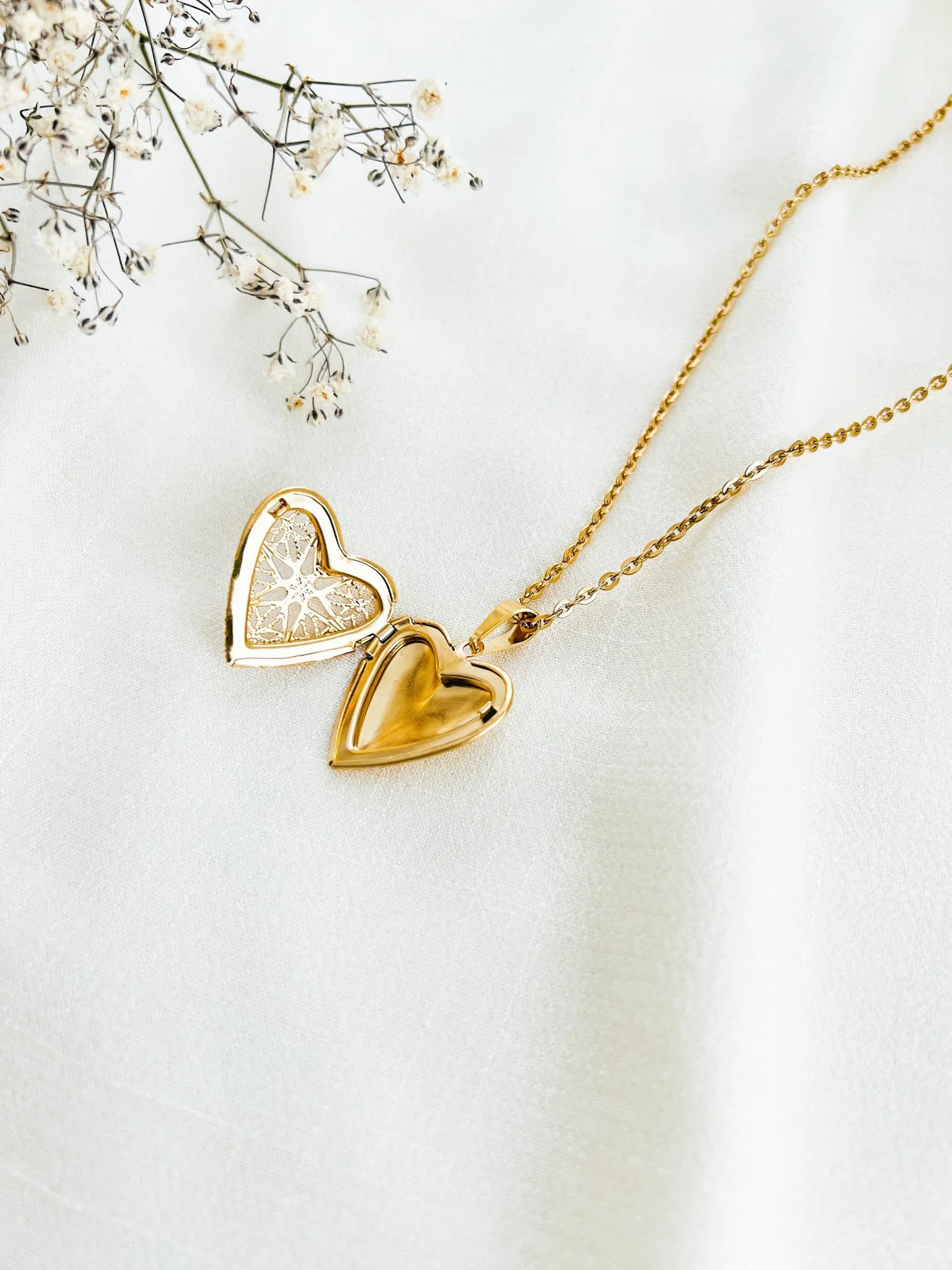 Silène’ Heart Necklace