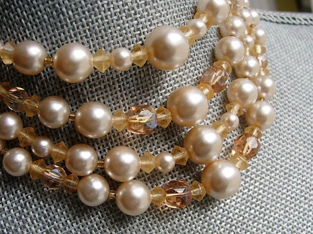 Vintage 50s Amazing Multi Strand Lustrous Pearl Bead and Pink Crystals Necklace For Bride Wedding Evening Wear High Quality Costume Jewelry