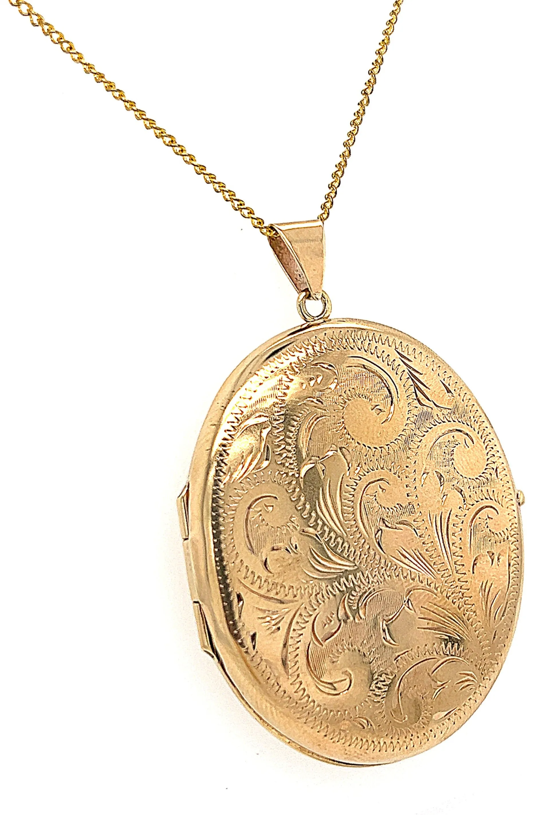 Yellow Gold Locket Pendant with Hand Engraved Front